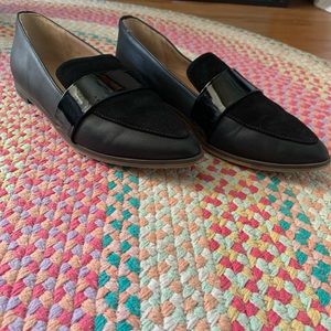 Dr. Scholl’s Pointed-toe Black Flats